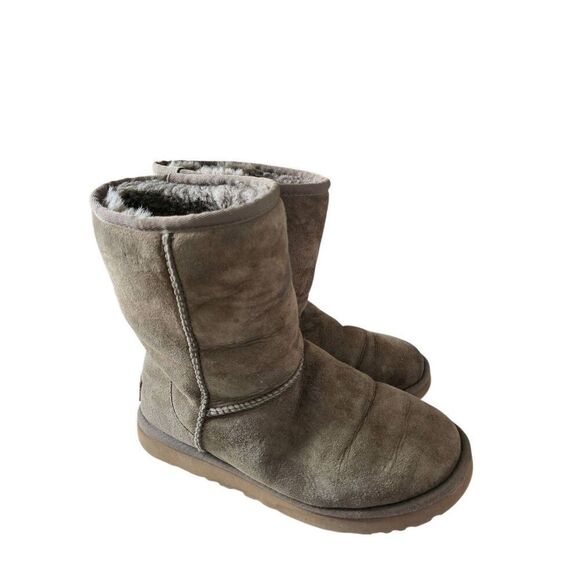 UGG Classic Short Boot ll Boot Burnt Gray Size 7 Shearling Suede Pull On Bootie - Picture 1 of 7